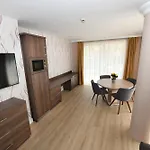 Hotell Jade Hotel-ezuesthid