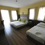 Jade Hotel-ezüsthíd Hotel