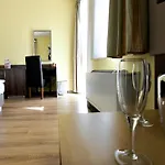 Jade Hotel-ezüsthíd Hotel Veszprém