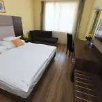 Hotel Jade Hotel-ezüsthíd