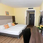 Jade Hotel-ezüsthíd Hotel 4*