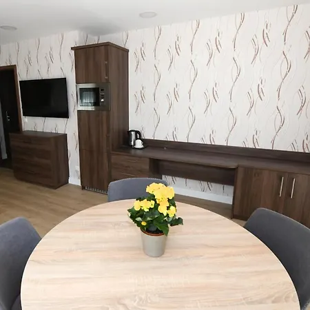 Hotell Jade Hotel-ezuesthid 4*