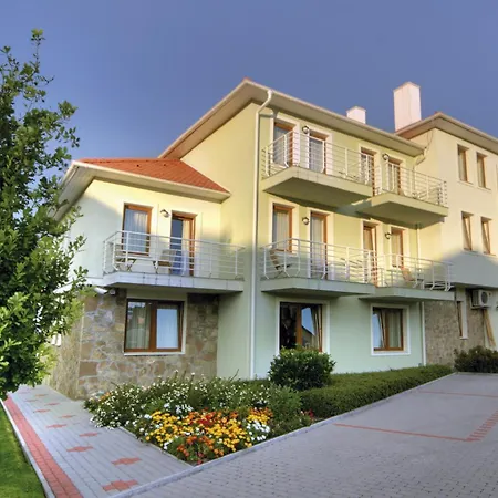 Hotell Jade Hotel-ezuesthid Veszprém