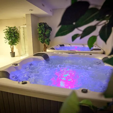 Jade Hotel-ezuesthid 4*