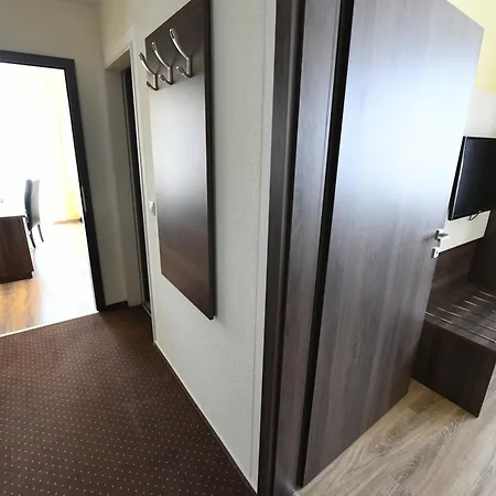 Hotel Jade Hotel-ezuesthid