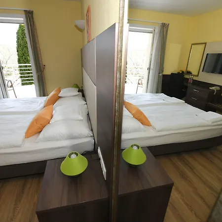 Hotel Jade Hotel-ezuesthid Veszprem