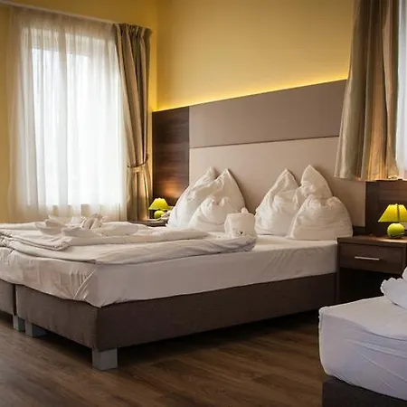 Jade Hotel-ezuesthid Hotel