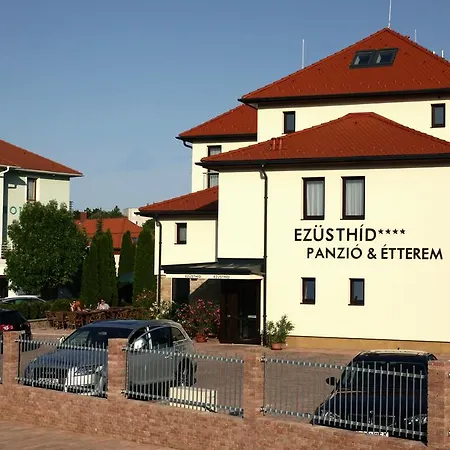 Jade Hotel-ezuesthid Hotell