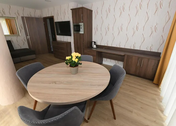 Jade Hotel-ezuesthid Veszprem