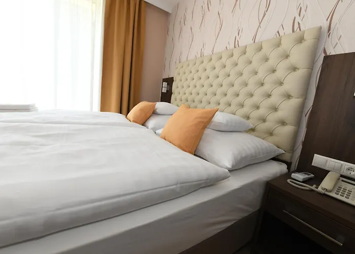 Jade Hotel-ezüsthíd Hotel 4*