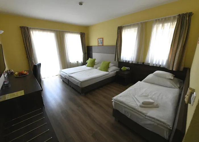 Jade Hotel-ezuesthid Hotel