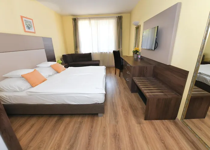 Jade Hotel-ezuesthid Otel