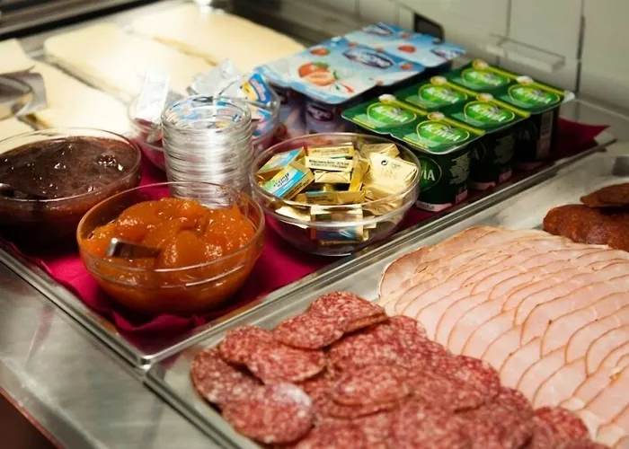 Jade Hotel-ezuesthid 4* Veszprem