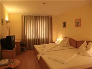 Jade Hotel-ezuesthid 4*
