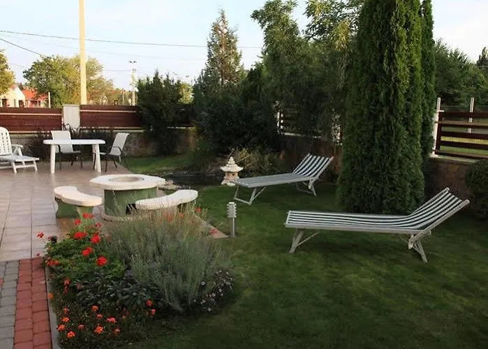 酒店 Jade Hotel-ezuesthid 维斯普雷姆